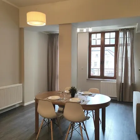 Jozefina - Mini & Family Fun Apartment *