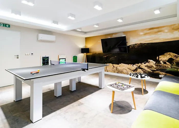 Jozefina - Mini & Family Fun *